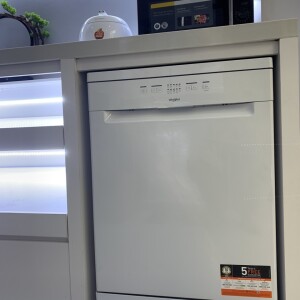 Máy rửa bát độc lập Whirlpool WFE 2B19 13 bộ